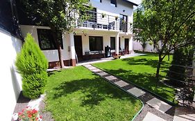 Rio Rooms